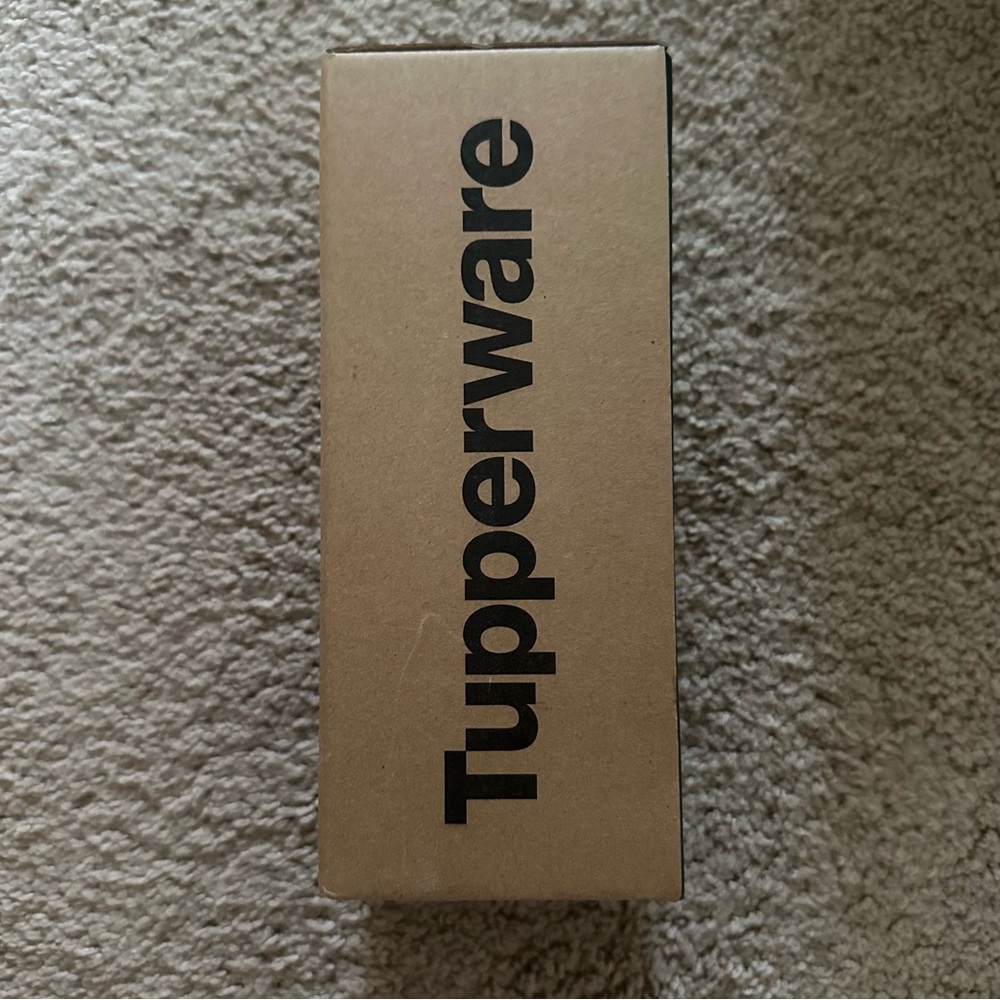 Tupperware Travel Mug - Picture 4 of 5